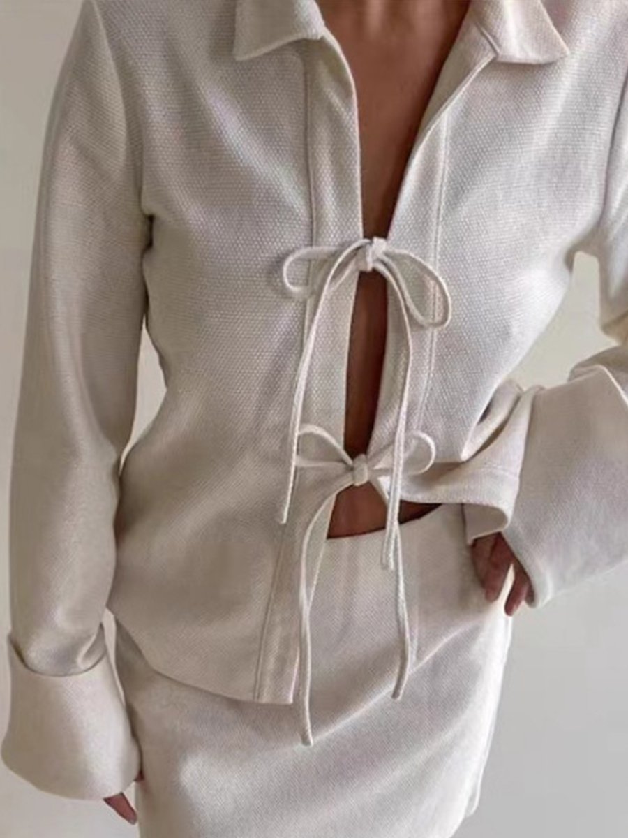 Minimalist Tie-Front Shirt Sophisticated Design with a Modern Twist
